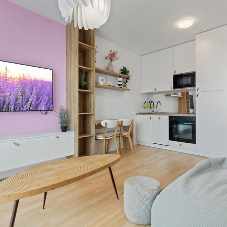 Lam Lavender - Free Parking Lejlighed Bratislava Eksteriør billede